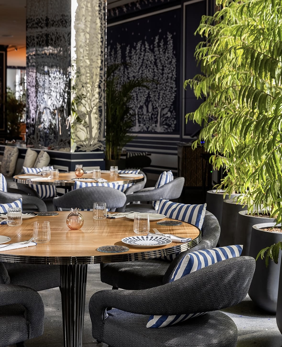 Em Sherif Restaurant - The St. Regis Al Mouj Muscat Resort – Muscat, Oman - Gallery 3