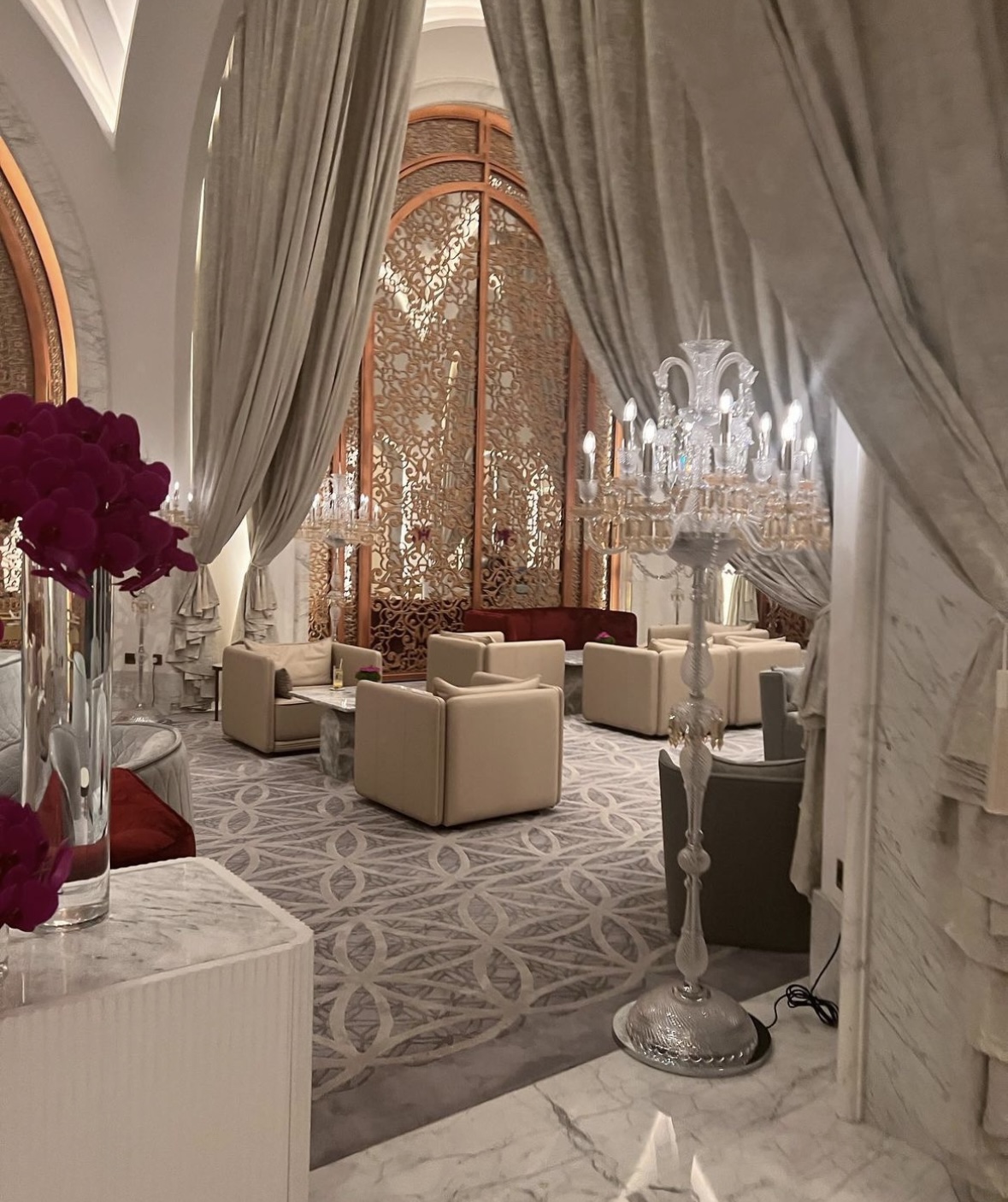 MALAKI RAFFLES LOUNGE, Raffles Doha